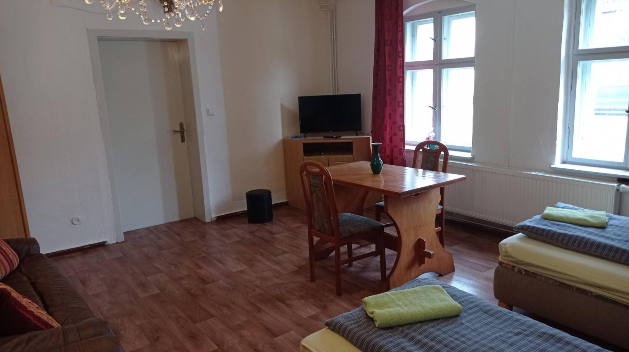 Gaestezimmer Sommer Locktow エクステリア 写真
